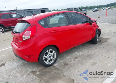 2014 Ford Fiesta Se z USA, uszkodzony, nr VIN 3FADP4EJ8EM190131